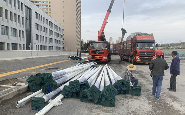 西宁农村太阳能路灯安装全解析：庭院太阳能路灯施工指南