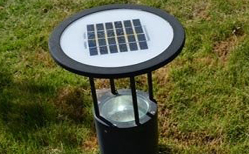 西宁别墅庭院氛围营造：草坪灯选型与布光技巧