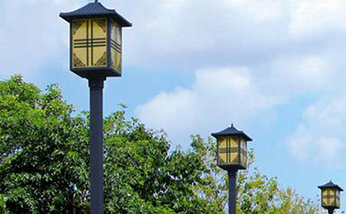 西宁庭院灯安装间距与布灯设计全解析