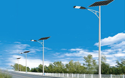 农村道路装西宁太阳能路灯选多大瓦数实测